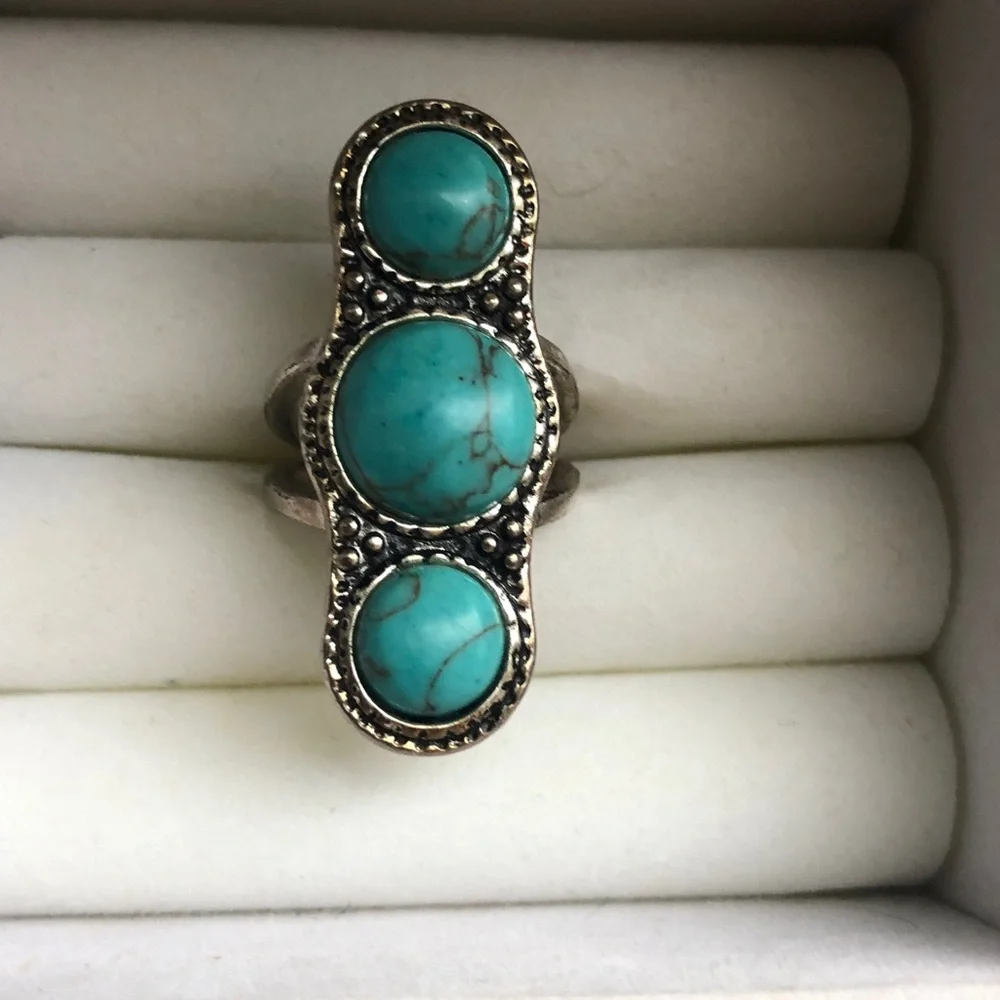 Vintage Lucky You-7 Silver Tone Ring with Three Turquoise Round Stones Size 6.5